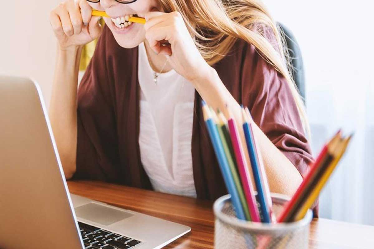 سرقت ادبی و کپی موضوع